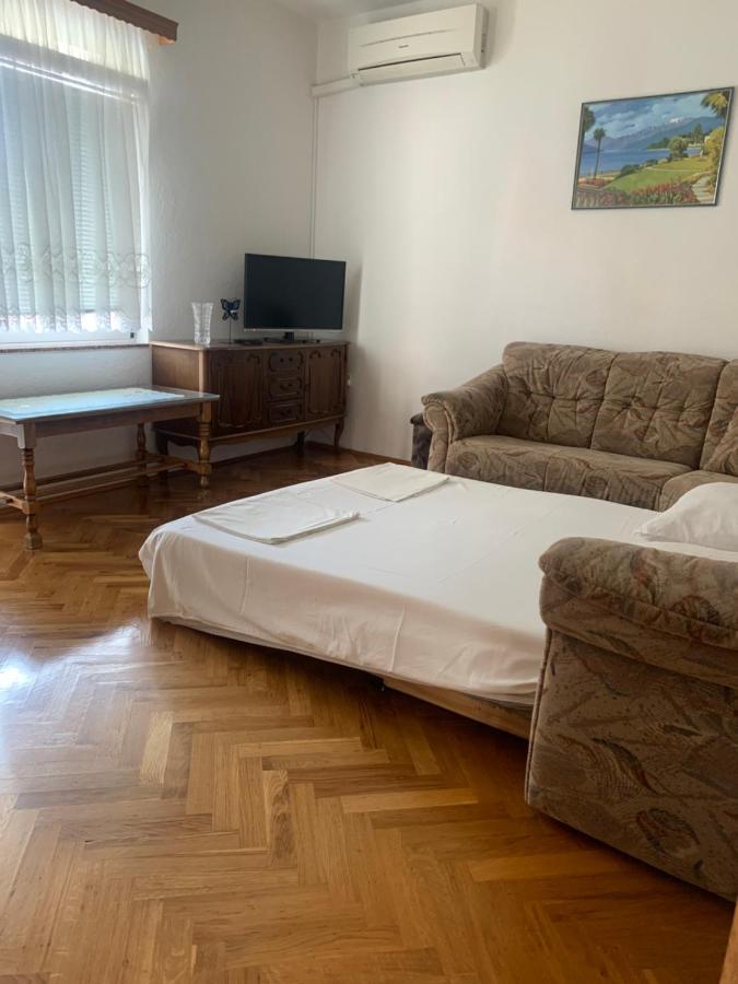 Apartman Adriana ポダツァ エクステリア 写真